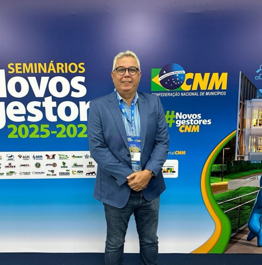 Prefeito de Pirambu participa de Seminário de Novos Gestores em Brasília